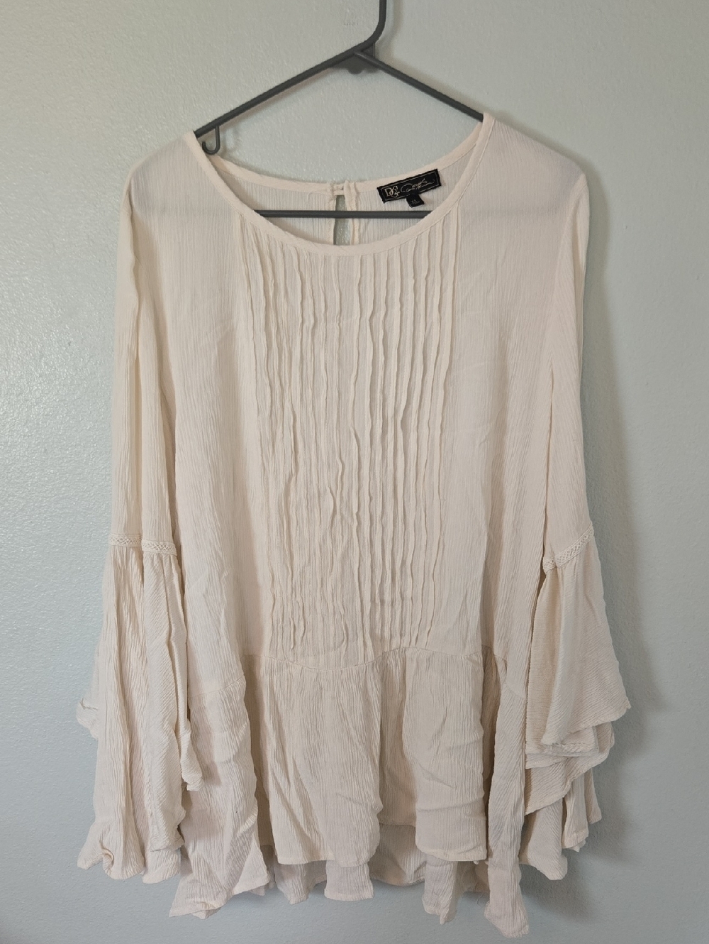 DG2 Diane Gilman | Off White Crepe Bell Sleeve Flowy Festival Top Size XL